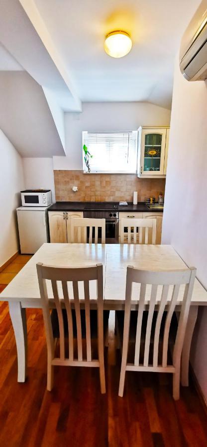 Apartma Pirja